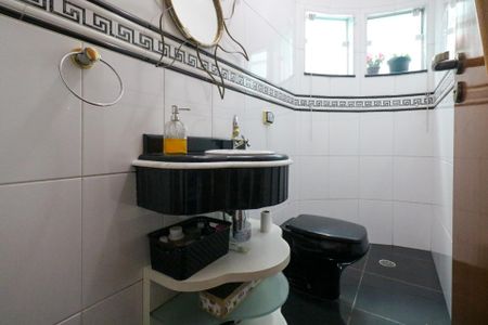 Casa à venda com 115m², 3 quartos e 1 vagaLavabo