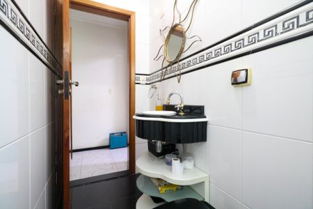 Casa à venda com 115m², 3 quartos e 1 vagaLavabo