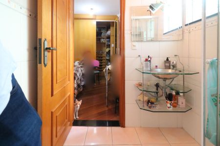 Casa à venda com 115m², 3 quartos e 1 vagaBanheiro da Suíte 2