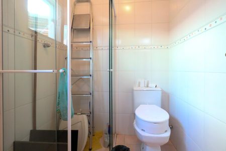 Casa à venda com 115m², 3 quartos e 1 vagaBanheiro da Suíte 2