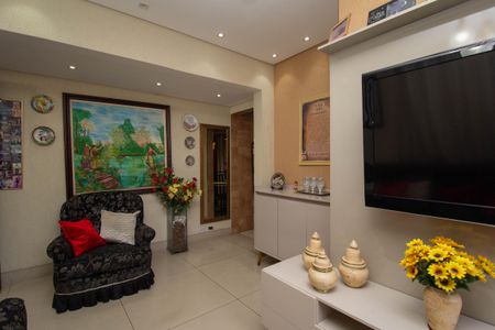 Casa à venda com 280m², 3 quartos e 2 vagasSala