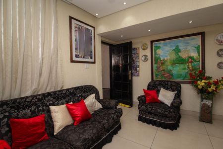 Casa à venda com 280m², 3 quartos e 2 vagasSala