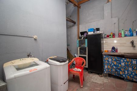 Casa à venda com 280m², 3 quartos e 2 vagasÁrea de Serviço