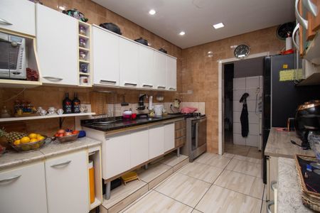 Casa à venda com 280m², 3 quartos e 2 vagasCozinha