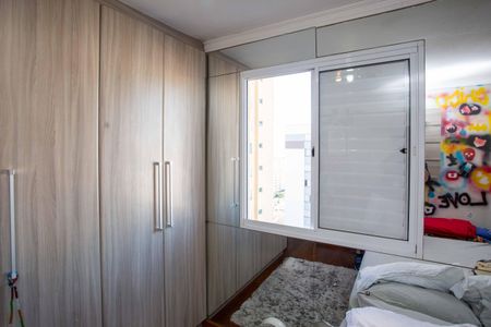 Apartamento à venda com 68m², 3 quartos e 2 vagasQuarto 