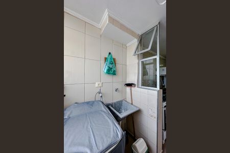 Apartamento à venda com 48m², 2 quartos e 1 vagaCozinha e Área de Serviço