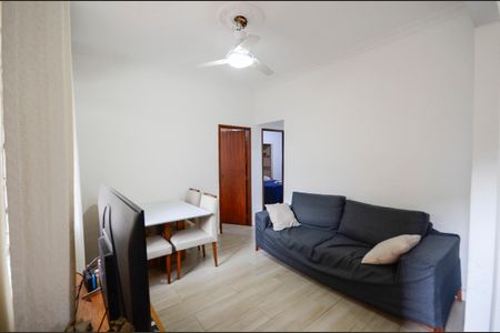 Casa à venda com 70m², 2 quartos e 1 vagaSala