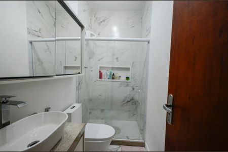 Casa à venda com 70m², 2 quartos e 1 vagaBanheiro