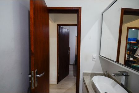 Casa à venda com 70m², 2 quartos e 1 vagaBanheiro