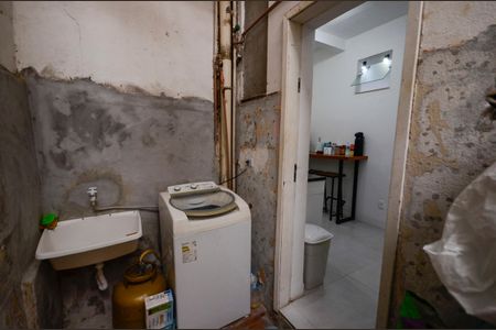 Casa à venda com 70m², 2 quartos e 1 vagaÁrea de Serviço