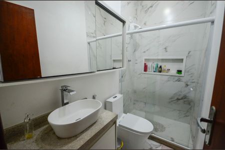 Casa à venda com 70m², 2 quartos e 1 vagaBanheiro