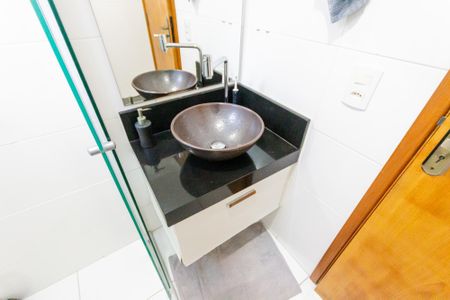 Apartamento à venda com 98m², 2 quartos e 1 vaga Apartamento à venda com 98m², 2 quartos e 1 vagaBanheiro