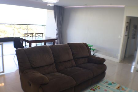 Apartamento à venda com 119m², 3 quartos e 3 vagasSala