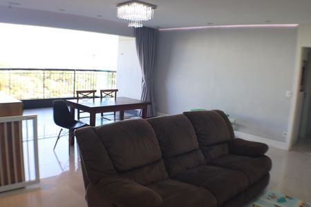 Apartamento à venda com 119m², 3 quartos e 3 vagasSala