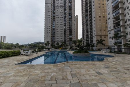 Apartamento à venda com 119m², 3 quartos e 3 vagasPiscina
