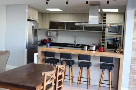 Apartamento à venda com 119m², 3 quartos e 3 vagasCozinha