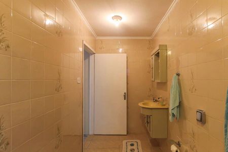 Casa à venda com 172m², 3 quartos e 2 vagas Casa à venda com 172m², 3 quartos e 2 vagasBanheiro
