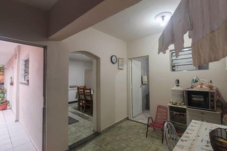 Casa à venda com 172m², 3 quartos e 2 vagas Casa à venda com 172m², 3 quartos e 2 vagasÁrea de Serviço