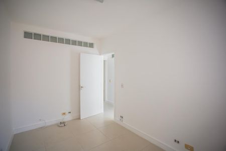 Apartamento à venda com 72m², 2 quartos e sem vaga Apartamento à venda com 72m², 2 quartos e sem vagaQuarto