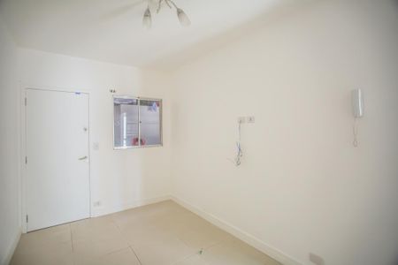 Apartamento à venda com 72m², 2 quartos e sem vaga Apartamento à venda com 72m², 2 quartos e sem vagaSala