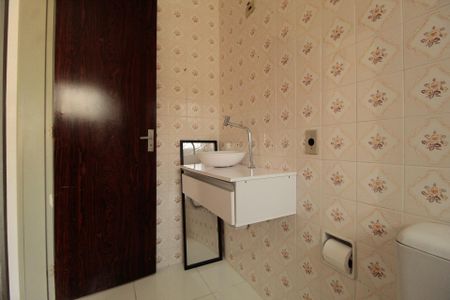 Apartamento para alugar com 65m², 1 quarto e sem vaga Apartamento para alugar com 65m², 1 quarto e sem vagaBanheiro da Suíte