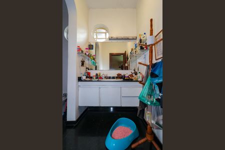 Casa para alugar com 550m², 6 quartos e 4 vagasBanheiro da Suíte 1