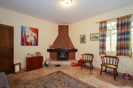 Casa para alugar com 550m², 6 quartos e 4 vagasSala