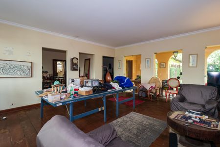 Casa para alugar com 550m², 6 quartos e 4 vagasSala