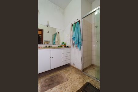 Casa para alugar com 550m², 6 quartos e 4 vagasBanheiro