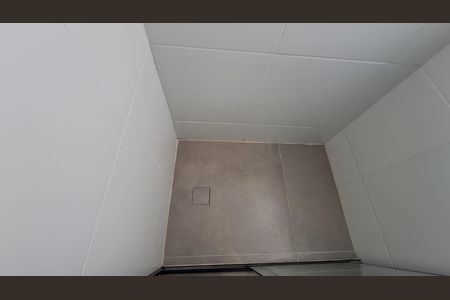 Apartamento para alugar com 47m², 2 quartos e 1 vaga Apartamento para alugar com 47m², 2 quartos e 1 vagaBanheiro