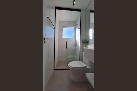 Apartamento para alugar com 47m², 2 quartos e 1 vaga Apartamento para alugar com 47m², 2 quartos e 1 vagaBanheiro
