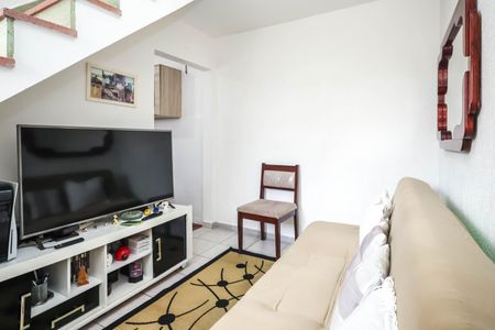 Casa à venda com 70m², 2 quartos e sem vagaSala