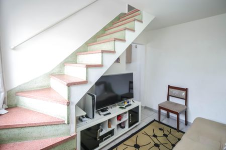 Casa à venda com 70m², 2 quartos e sem vagaSala