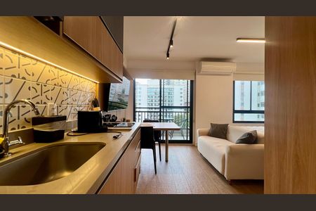 Studio para alugar com 30m², 1 quarto e sem vaga Studio para alugar com 30m², 1 quarto e sem vagaCozinha