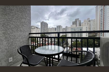Studio para alugar com 30m², 1 quarto e sem vaga Studio para alugar com 30m², 1 quarto e sem vagaSacada