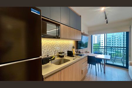 Studio para alugar com 30m², 1 quarto e sem vaga Studio para alugar com 30m², 1 quarto e sem vagaCozinha