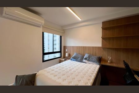 Studio para alugar com 30m², 1 quarto e sem vaga Studio para alugar com 30m², 1 quarto e sem vagaQuarto