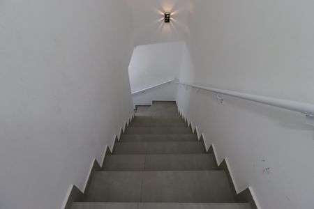 Apartamento à venda com 122m², 2 quartos e 1 vagaEscada