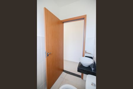 Casa de condomínio para alugar com 150m², 2 quartos e 2 vagasBanheiro da Suíte