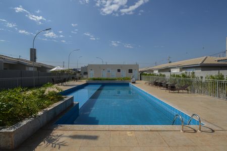 Casa de condomínio para alugar com 150m², 2 quartos e 2 vagasÁrea comum - Piscina