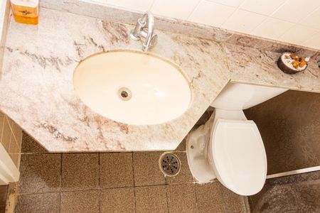 Apartamento à venda com 76m², 3 quartos e 1 vagaBanheiro da Suíte