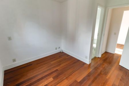 Apartamento à venda com 70m², 2 quartos e 1 vaga Apartamento à venda com 70m², 2 quartos e 1 vagaSuíte