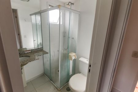 Apartamento à venda com 70m², 2 quartos e 1 vaga Apartamento à venda com 70m², 2 quartos e 1 vagaBanheiro da Suíte