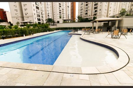Apartamento à venda com 70m², 2 quartos e 1 vaga Apartamento à venda com 70m², 2 quartos e 1 vagaÁrea comum - Piscina