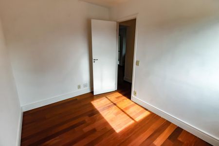 Apartamento à venda com 70m², 2 quartos e 1 vaga Apartamento à venda com 70m², 2 quartos e 1 vagaQuarto