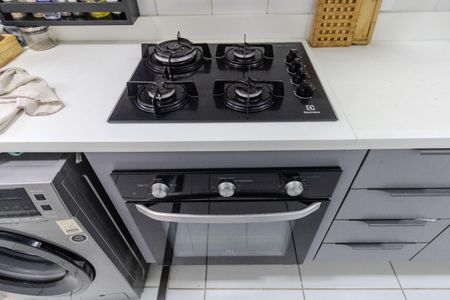 Apartamento para alugar com 43m², 2 quartos e sem vaga Apartamento para alugar com 43m², 2 quartos e sem vagaCozinha e Área de Serviço