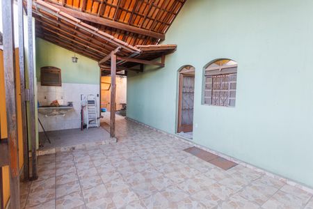 Casa à venda com 330m², 2 quartos e 8 vagasÁrea de Serviço