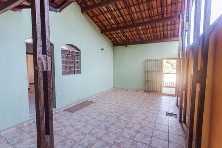 Casa à venda com 330m², 2 quartos e 8 vagasÁrea de Serviço