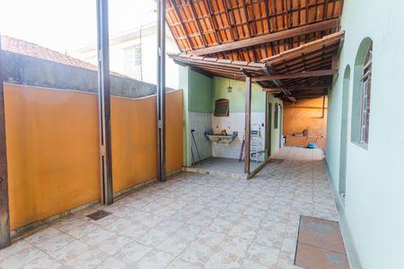 Casa à venda com 330m², 2 quartos e 8 vagasÁrea de Serviço