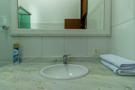 Casa para alugar com 700m², 3 quartos e 10 vagas Casa para alugar com 700m², 3 quartos e 10 vagasBanheiro da Suíte 3